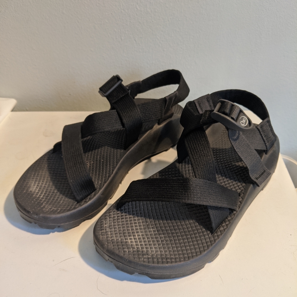 Chacos Men's size 8, black